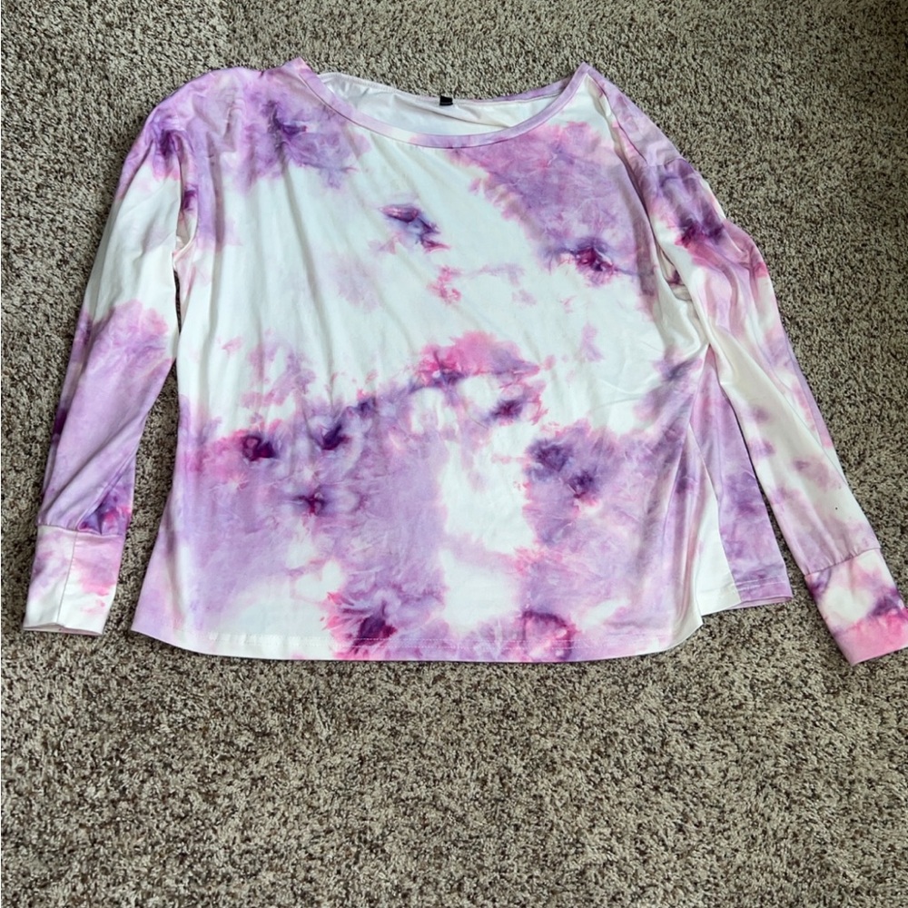 Shein purple tie dye lounge set | long sleeve top + shorts | size m - Picture 7 of 11